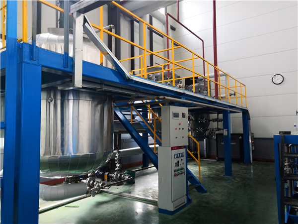 電加熱導(dǎo)熱油爐的優(yōu)勢(shì)，做清潔能源的老板注意看